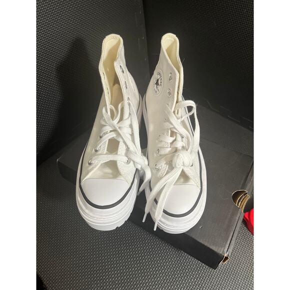 Converse Women's Chuck Taylor All Star Lugged Heel Platform Sneaker White 5 - Picture 4 of 7